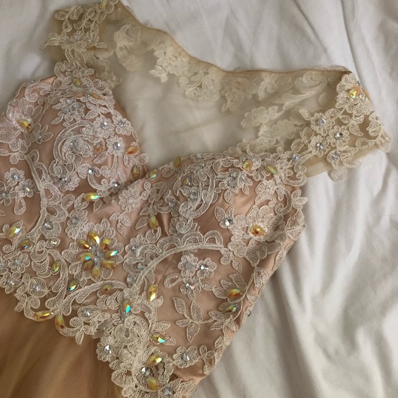 Quince/Sweet 16/ Homecoming/ Prom Lace Dress - Picture 7 of 13